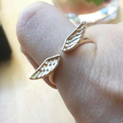 gold angel wings ring