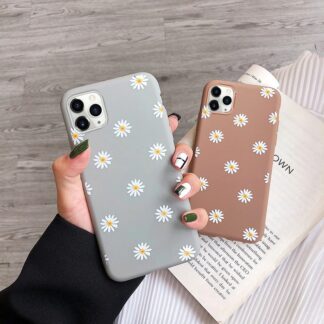 daisy flower iphone 12 case